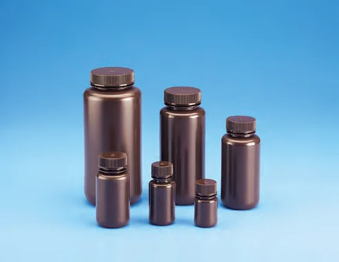 Sterile Pyrogen free Individually Wrapped Wide Mouth Amber Bottle, HDPE with PP Amber closure — catalogue illustration