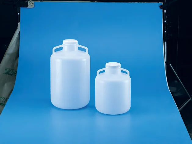 Wide Mouth Carboy, PP with white PP closure — catalogue illustration