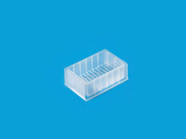 12 Channel Reservoir Multi Well Plate, 290 ml open format, Pyramid bottom, PP — catalogue illustration