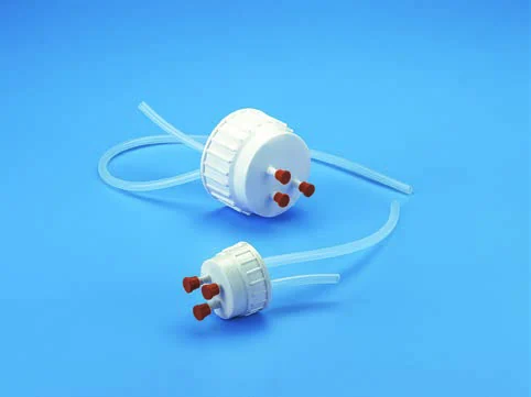 3 Port Filling/Venting Closure, white PP, TPE gasket with platinum-cured silicone tubing — catalogue illustration